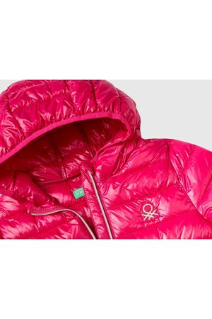 BENETTON KIZ ÇOCUK FUŞYA LOGOLU MEVSİMLİK İNCE PUFFER MONT
