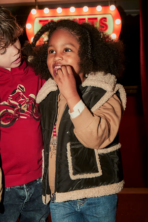 MAYORAL 04313-17 SIYAH YELEK  4/9 YAŞ